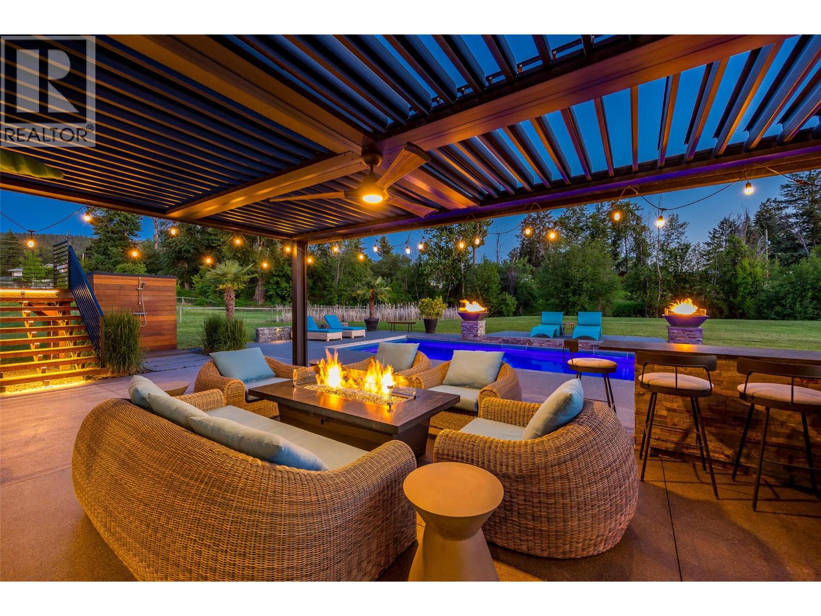 4284 Jaud Road, Kelowna, British Columbia  V1W 4C5 - Photo 3 - 10374243