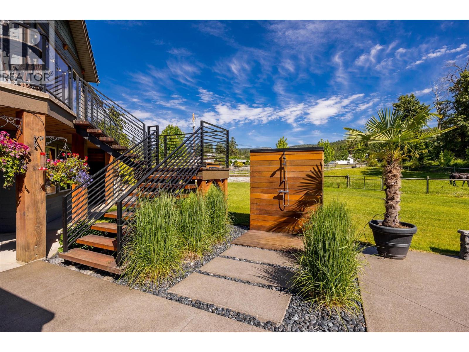 4284 Jaud Road, Kelowna, British Columbia  V1W 4C5 - Photo 35 - 10374243