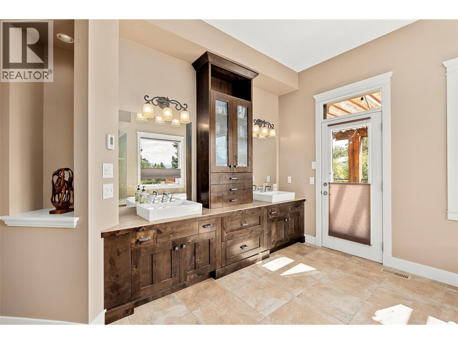 4284 Jaud Road, Kelowna, British Columbia  V1W 4C5 - Photo 60 - 10374243