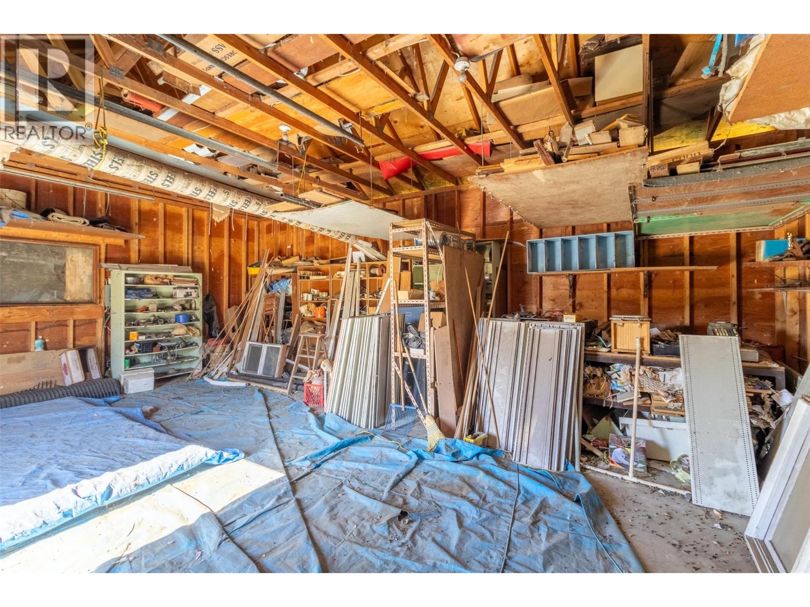2042 Westsyde Road, Kamloops, British Columbia  V2B 7C2 - Photo 12 - 10375259