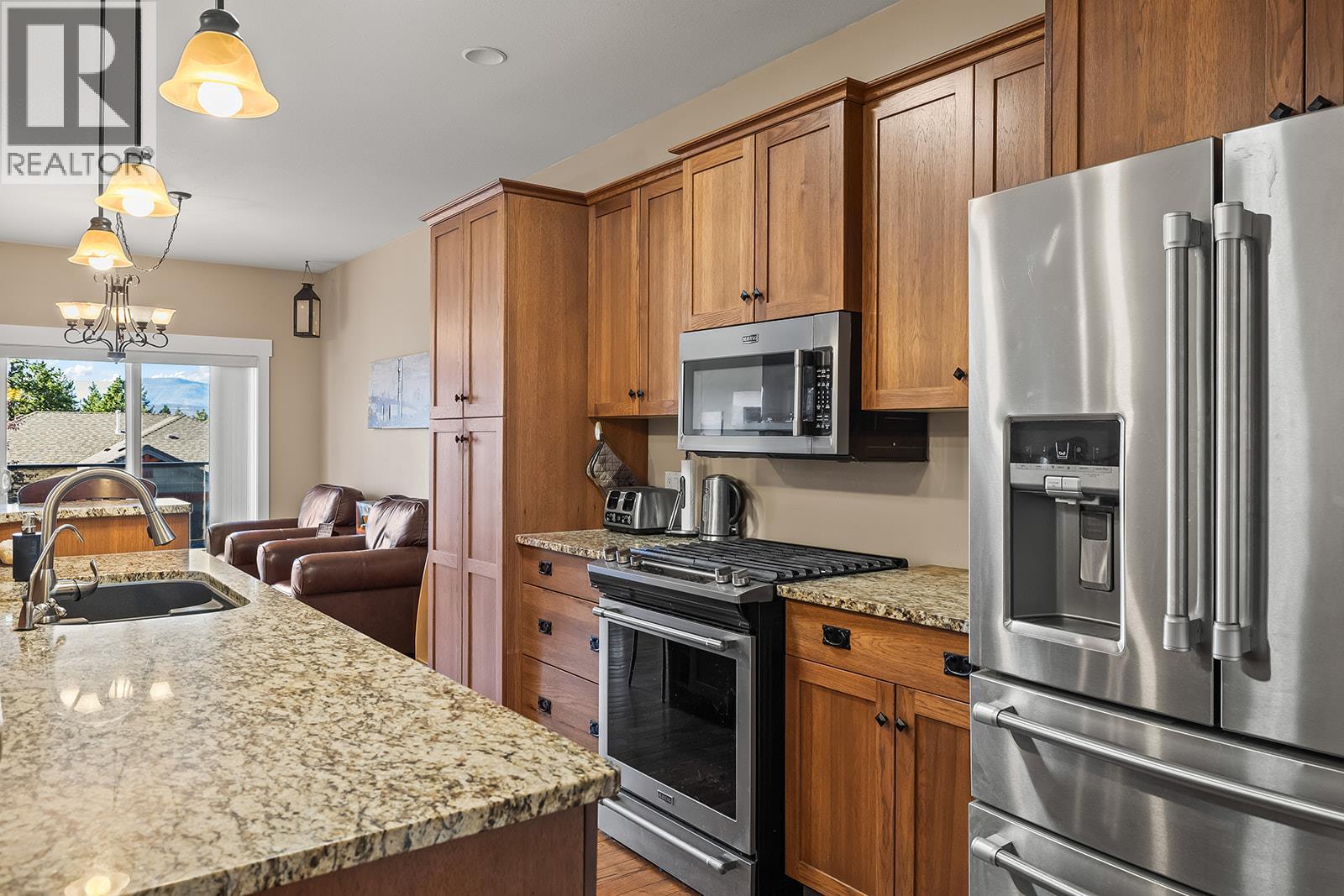 3431 Camelback Drive, Kelowna, British Columbia  V1Z 8A8 - Photo 10 - 10375084