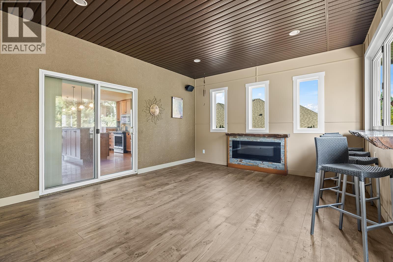 3431 Camelback Drive, Kelowna, British Columbia  V1Z 8A8 - Photo 23 - 10375084