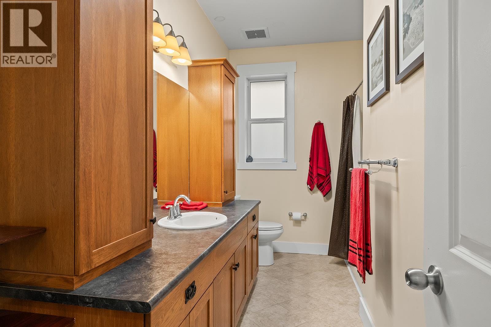 3431 Camelback Drive, Kelowna, British Columbia  V1Z 8A8 - Photo 36 - 10375084
