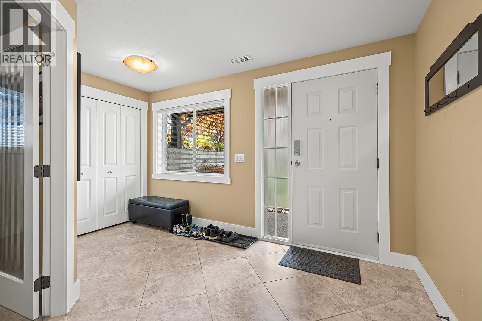3431 Camelback Drive, Kelowna, British Columbia  V1Z 8A8 - Photo 39 - 10375084