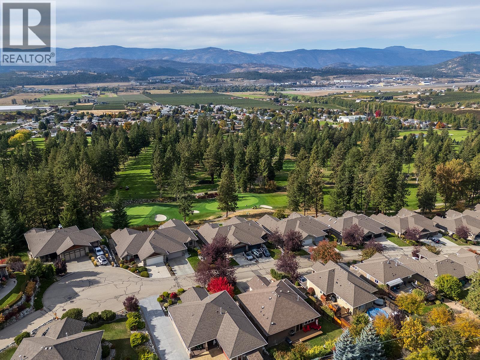 3431 Camelback Drive, Kelowna, British Columbia  V1Z 8A8 - Photo 4 - 10375084