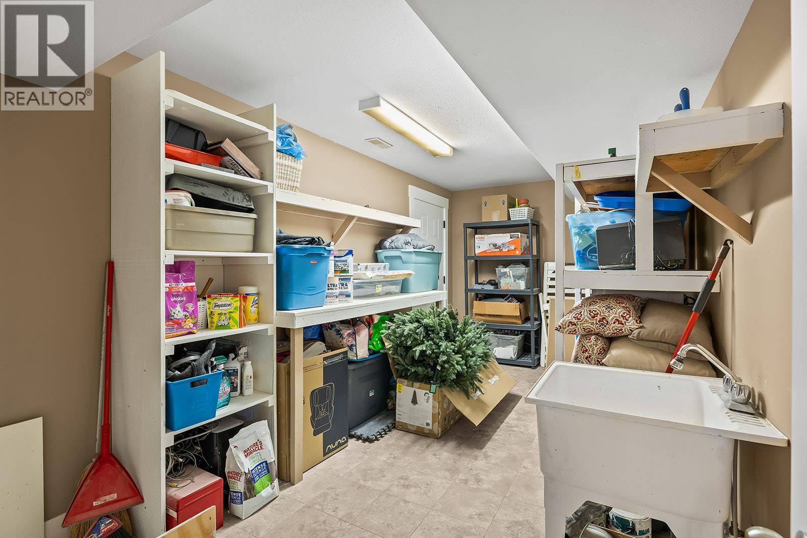 3431 Camelback Drive, Kelowna, British Columbia  V1Z 8A8 - Photo 46 - 10375084