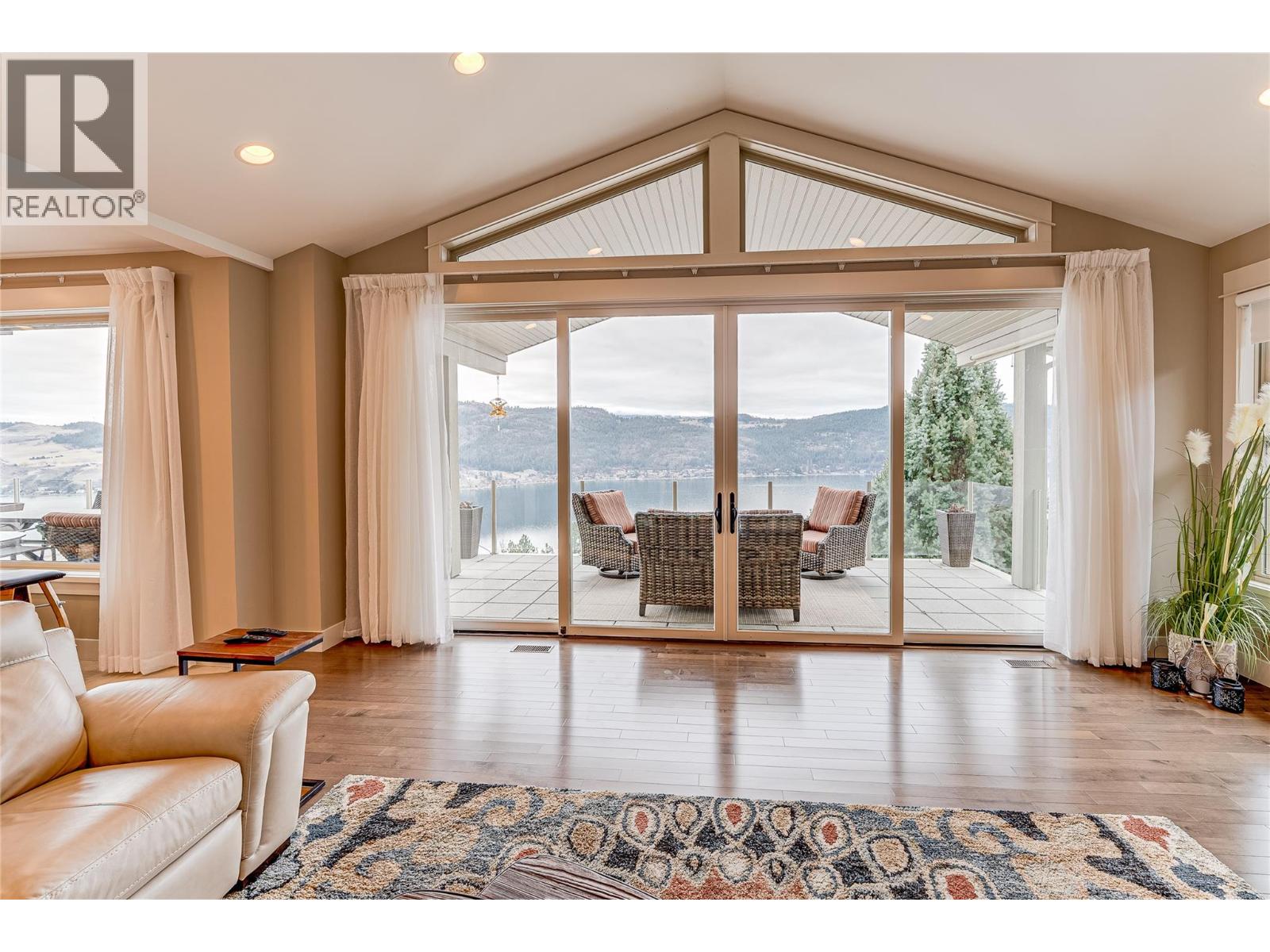 8844 Hampshire Crescent, Vernon, British Columbia  V1H 2K9 - Photo 13 - 10374469