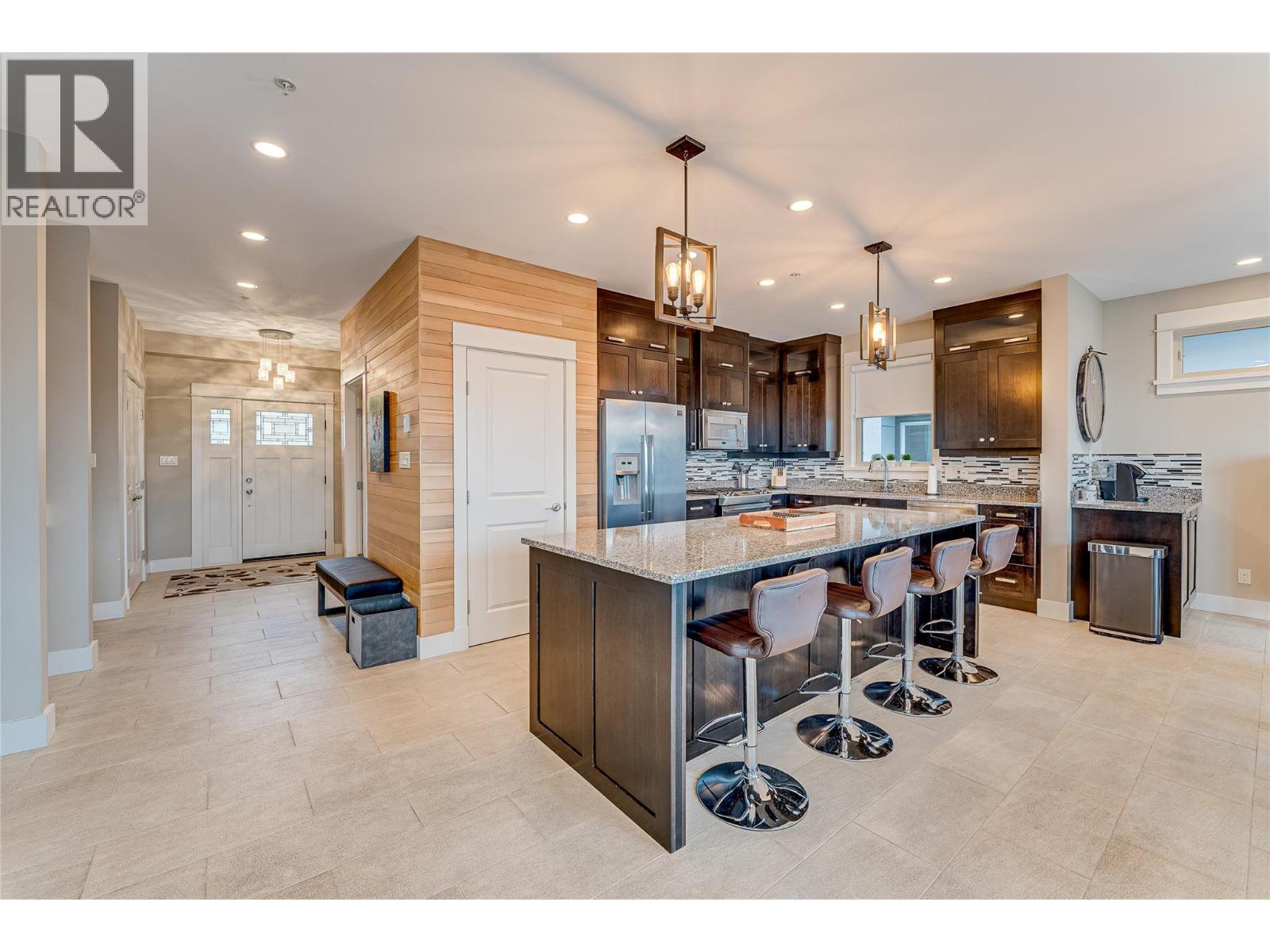 8844 Hampshire Crescent, Vernon, British Columbia  V1H 2K9 - Photo 5 - 10374469