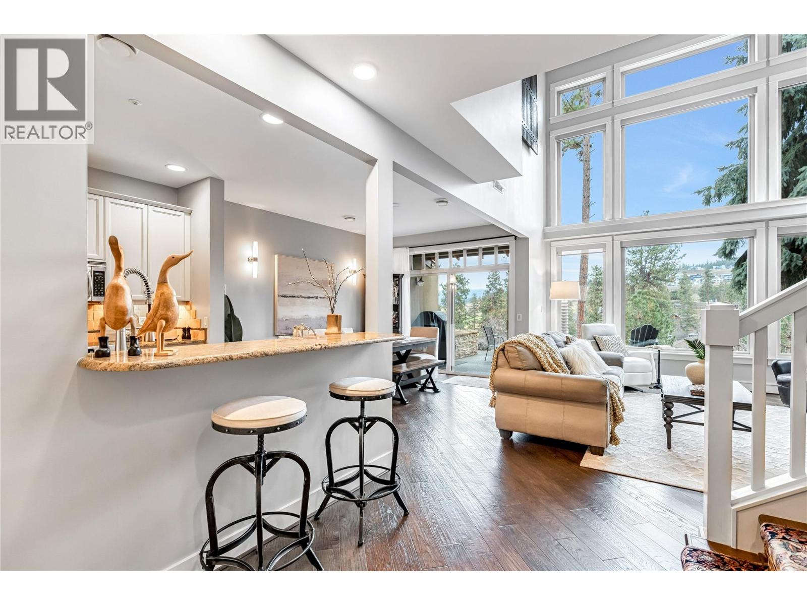 420 Niblick Court, Vernon, British Columbia  V1H 1V6 - Photo 12 - 10375151