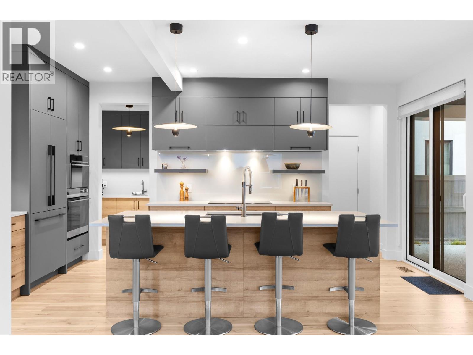 444 Sarsons Road, Kelowna, British Columbia  V1W 1C2 - Photo 6 - 10374873