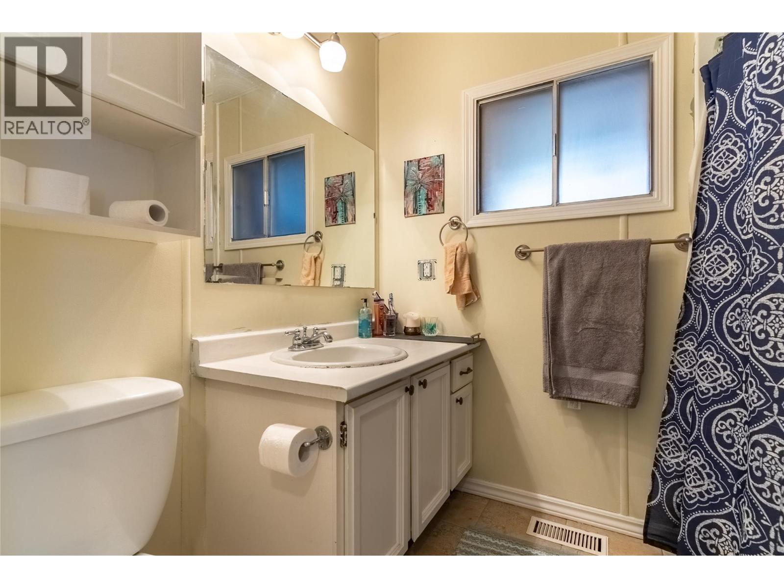 34 Edward Street, Kamloops, British Columbia  V2B 4G1 - Photo 13 - 10374968