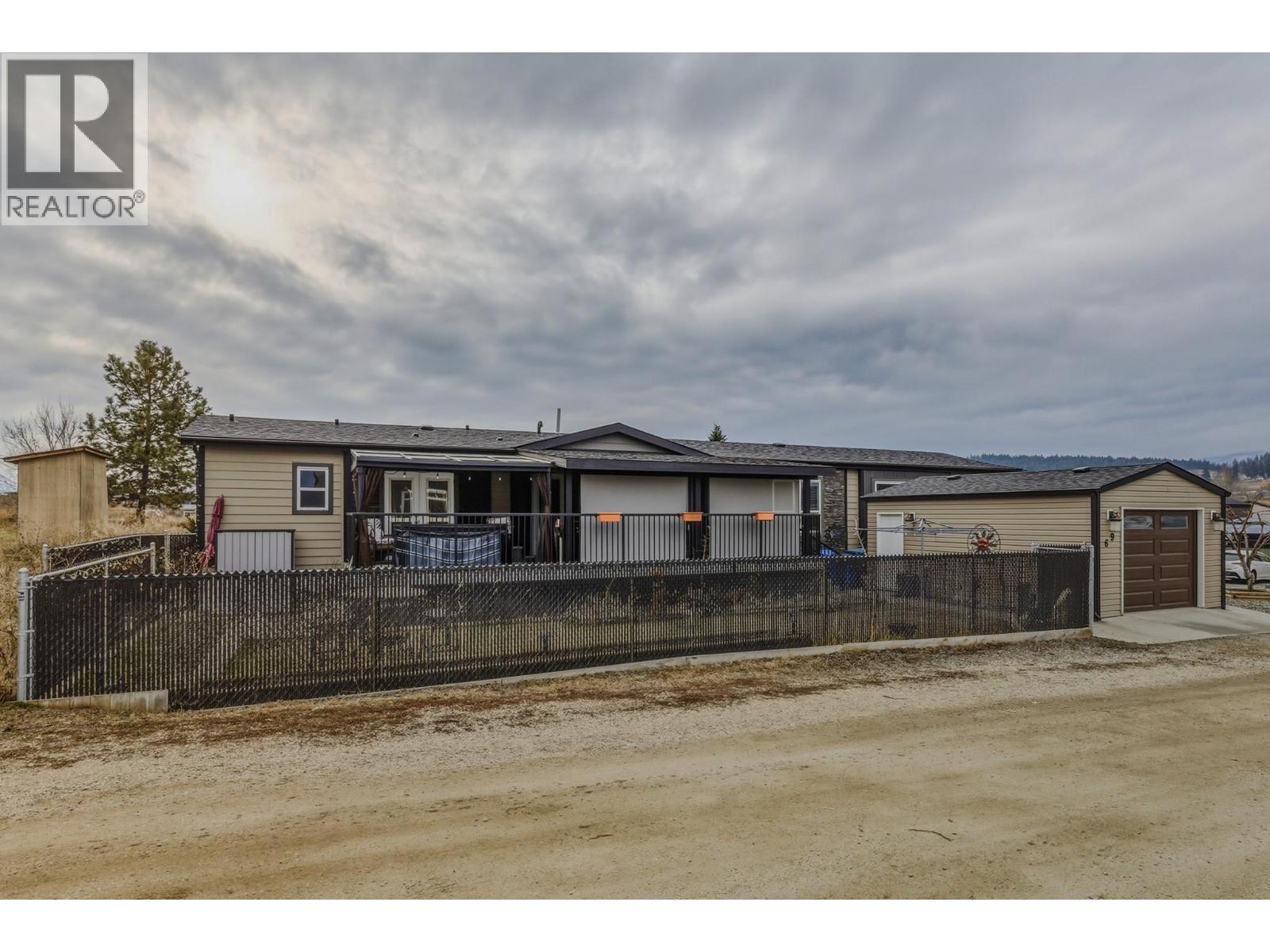 8945 Hwy 97n Unit# 69, Kelowna, British Columbia  V4V 1E8 - Photo 3 - 10373975