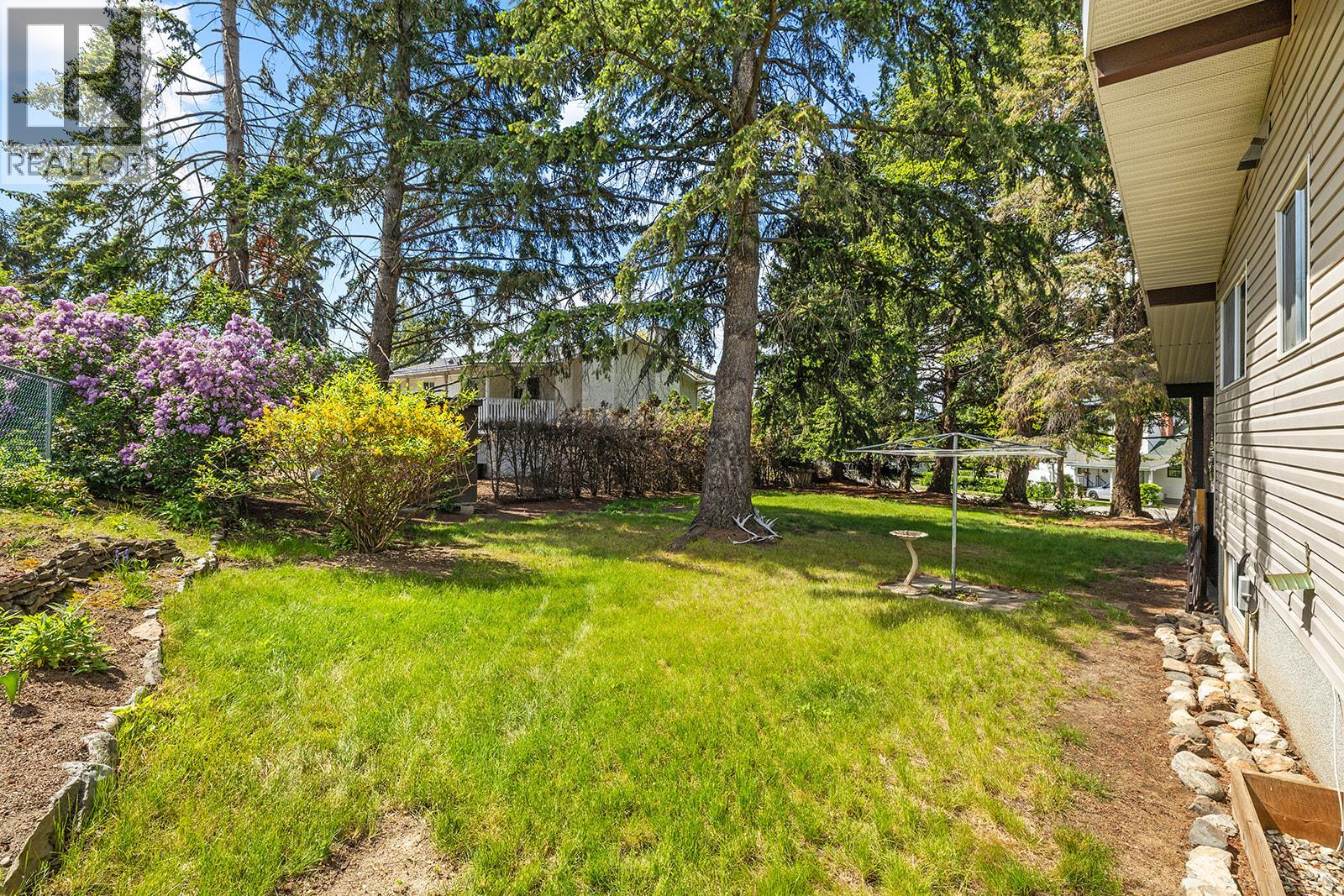 1745 Haug Avenue, Kelowna, British Columbia  V1Y 4M3 - Photo 29 - 10374853