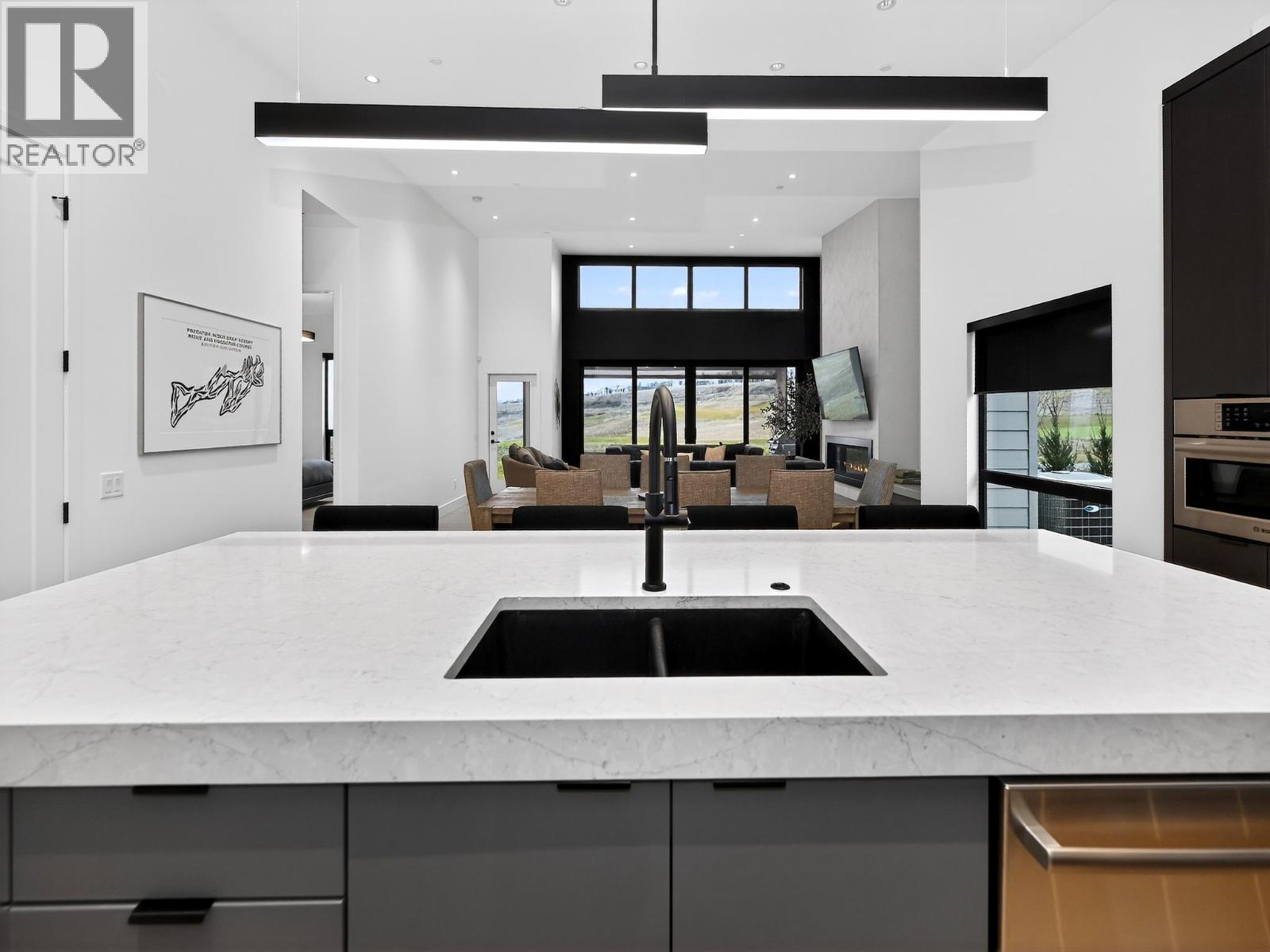 105 Predator Ridge Drive Unit# 24, Vernon, British Columbia  V1H 0A5 - Photo 24 - 10375268