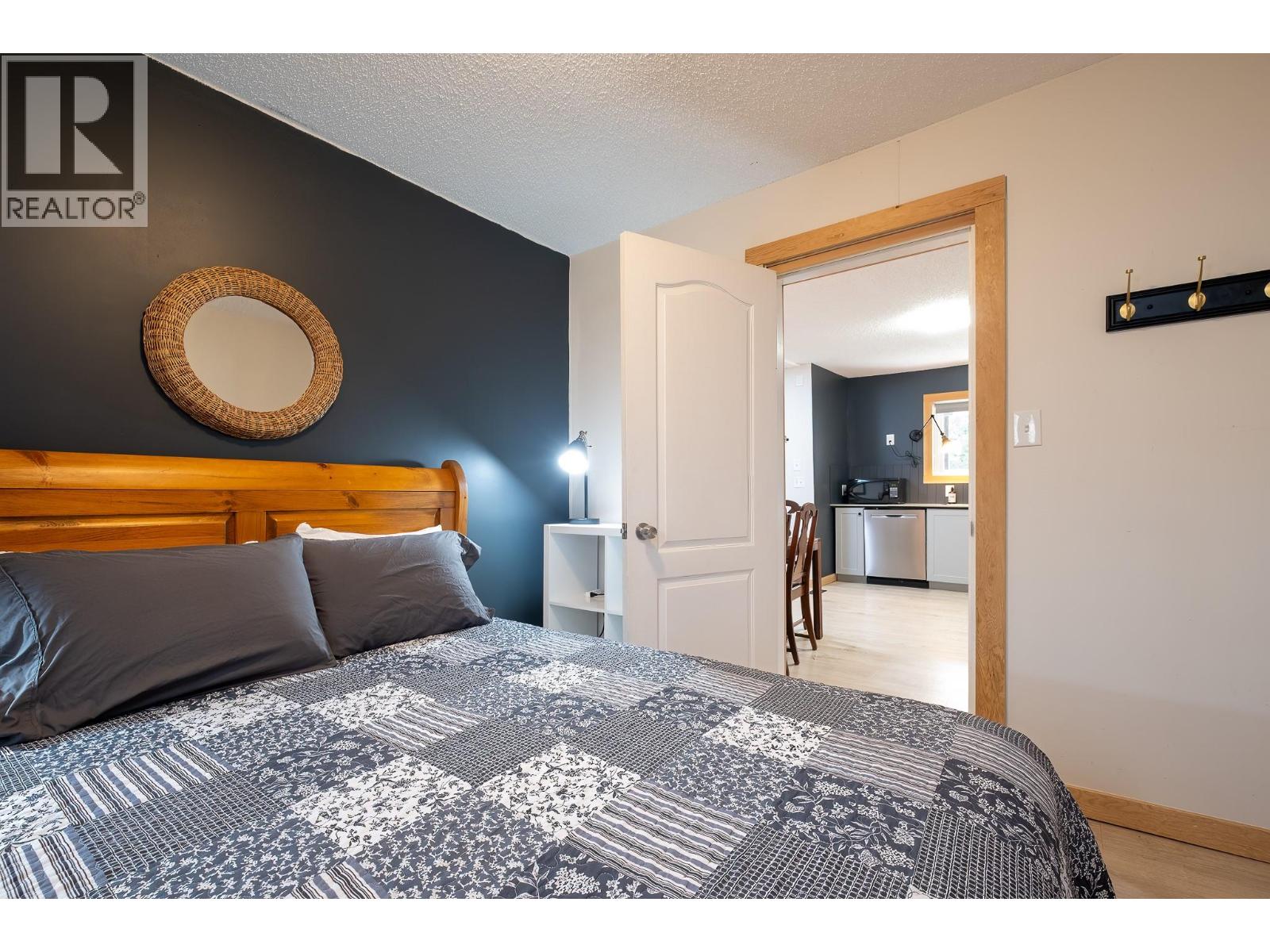 792 Rossland Avenue, Trail, British Columbia  V1R 3N3 - Photo 22 - 10367134