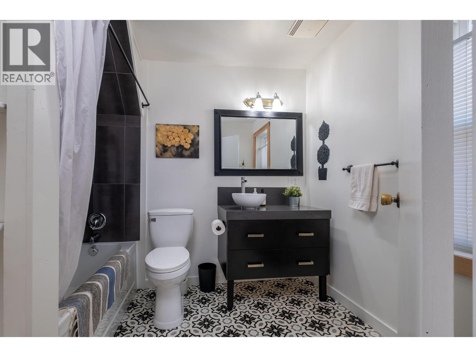 792 Rossland Avenue, Trail, British Columbia  V1R 3N3 - Photo 29 - 10367134