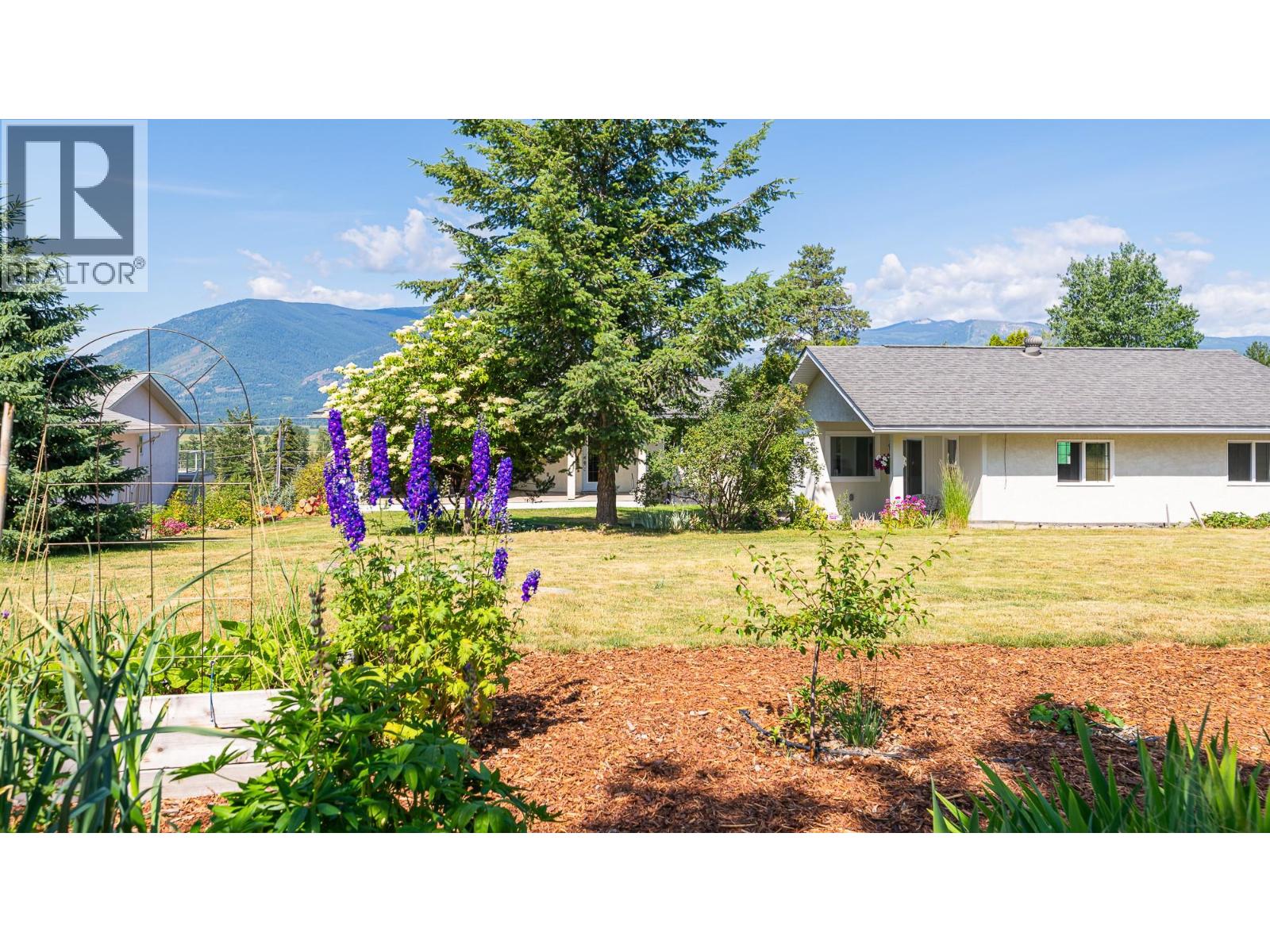 1506 1st Avenue Nw, Creston, British Columbia  V0B 1G6 - Photo 46 - 10375158