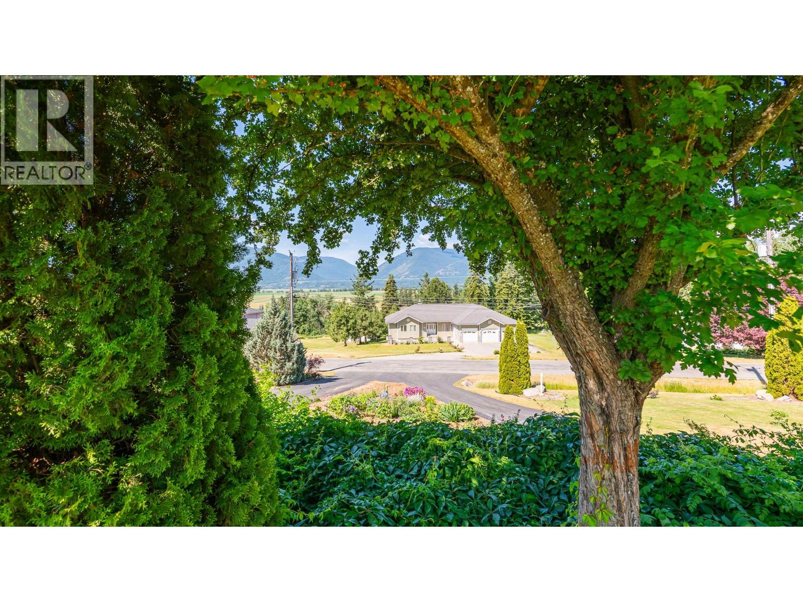 1506 1st Avenue Nw, Creston, British Columbia  V0B 1G6 - Photo 8 - 10375158