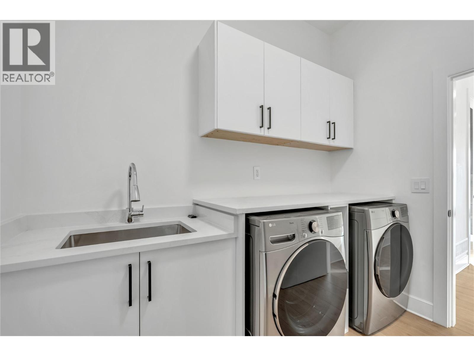 1077 Antler Drive, Penticton, British Columbia  V2A 9G6 - Photo 18 - 10375019