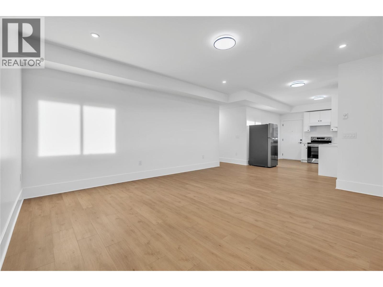 1077 Antler Drive, Penticton, British Columbia  V2A 9G6 - Photo 25 - 10375019