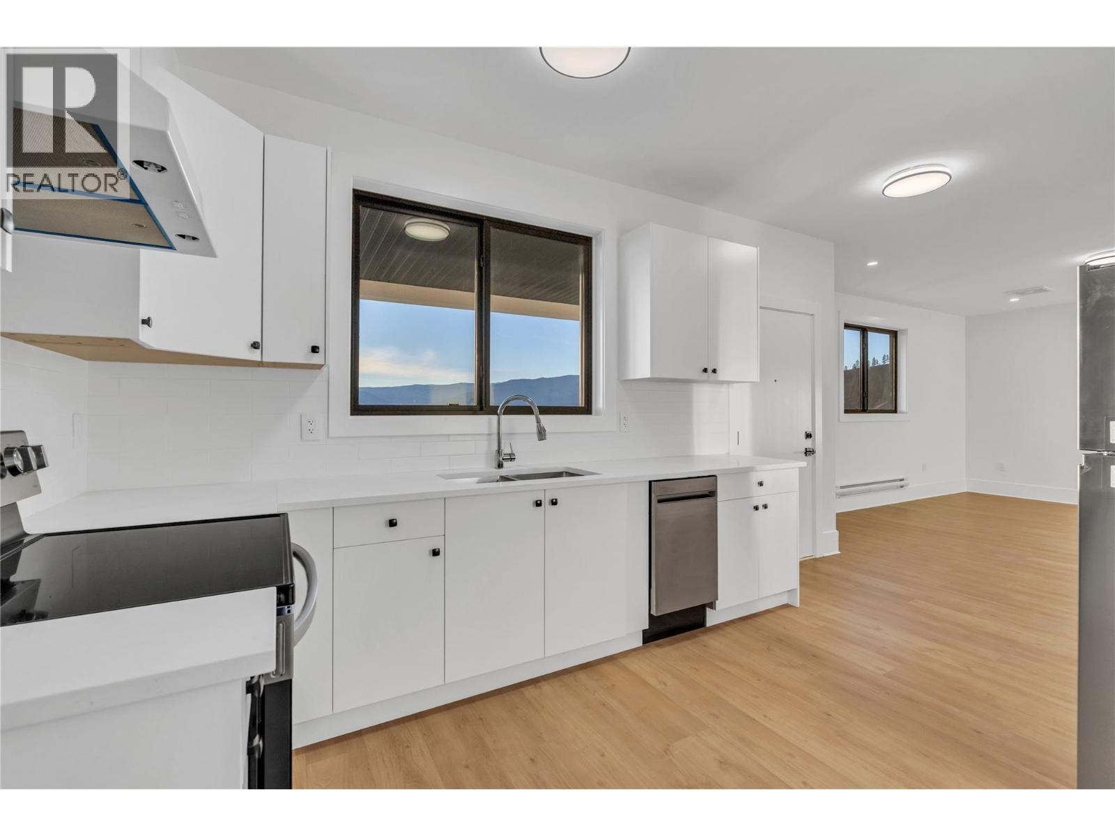 1077 Antler Drive, Penticton, British Columbia  V2A 9G6 - Photo 30 - 10375019