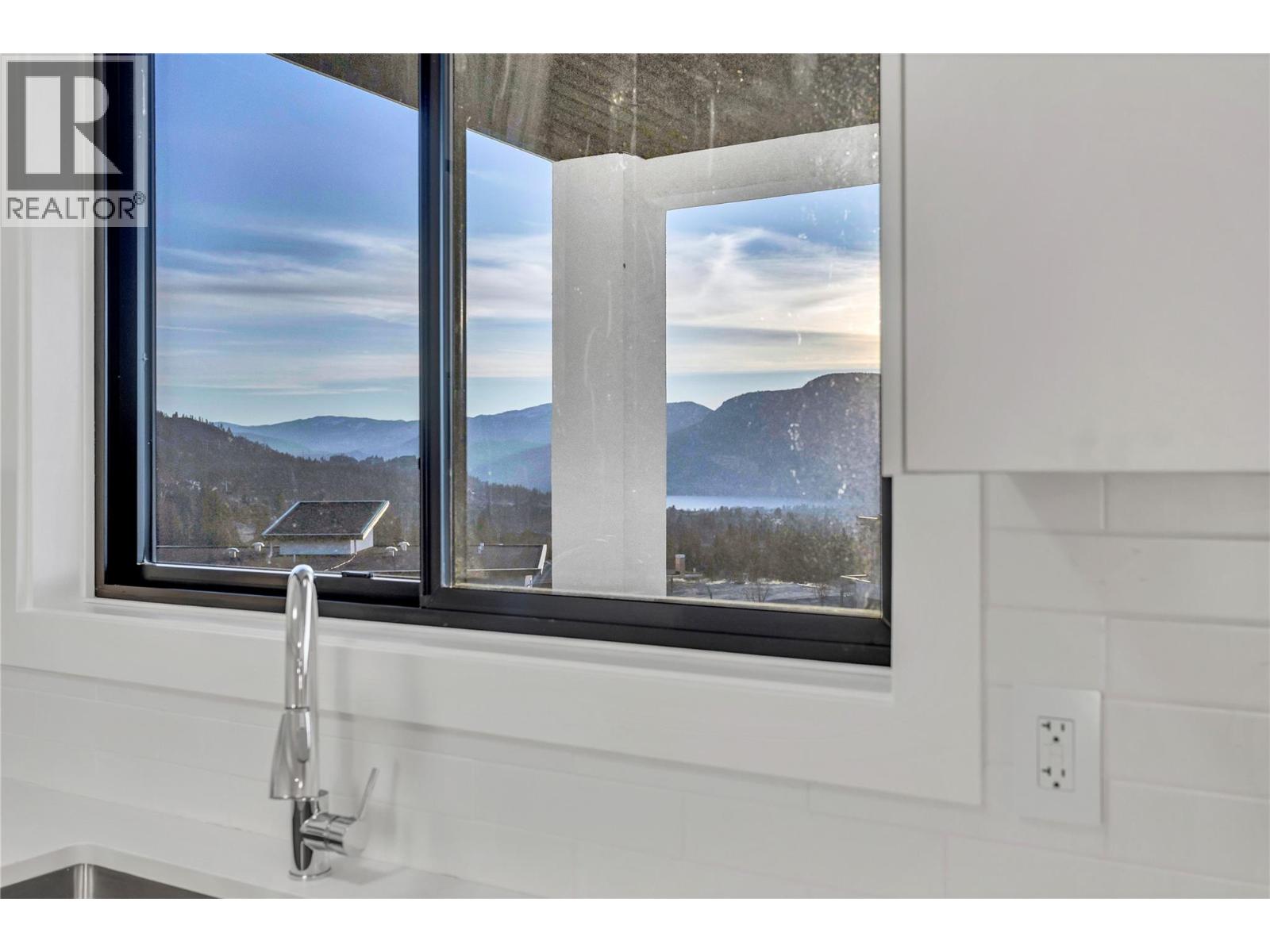 1077 Antler Drive, Penticton, British Columbia  V2A 9G6 - Photo 31 - 10375019