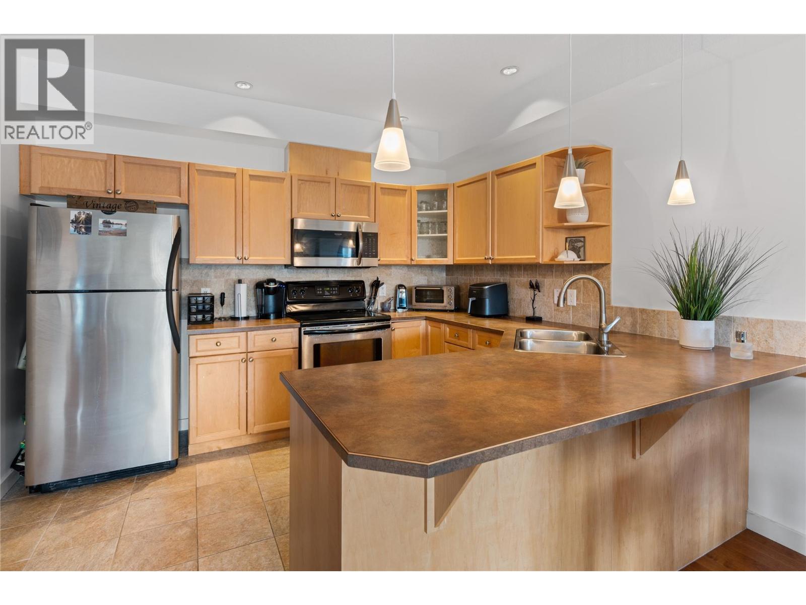 2120 Shannon Ridge Drive Unit# 102, West Kelowna, British Columbia  V4T 2Z3 - Photo 8 - 10374984