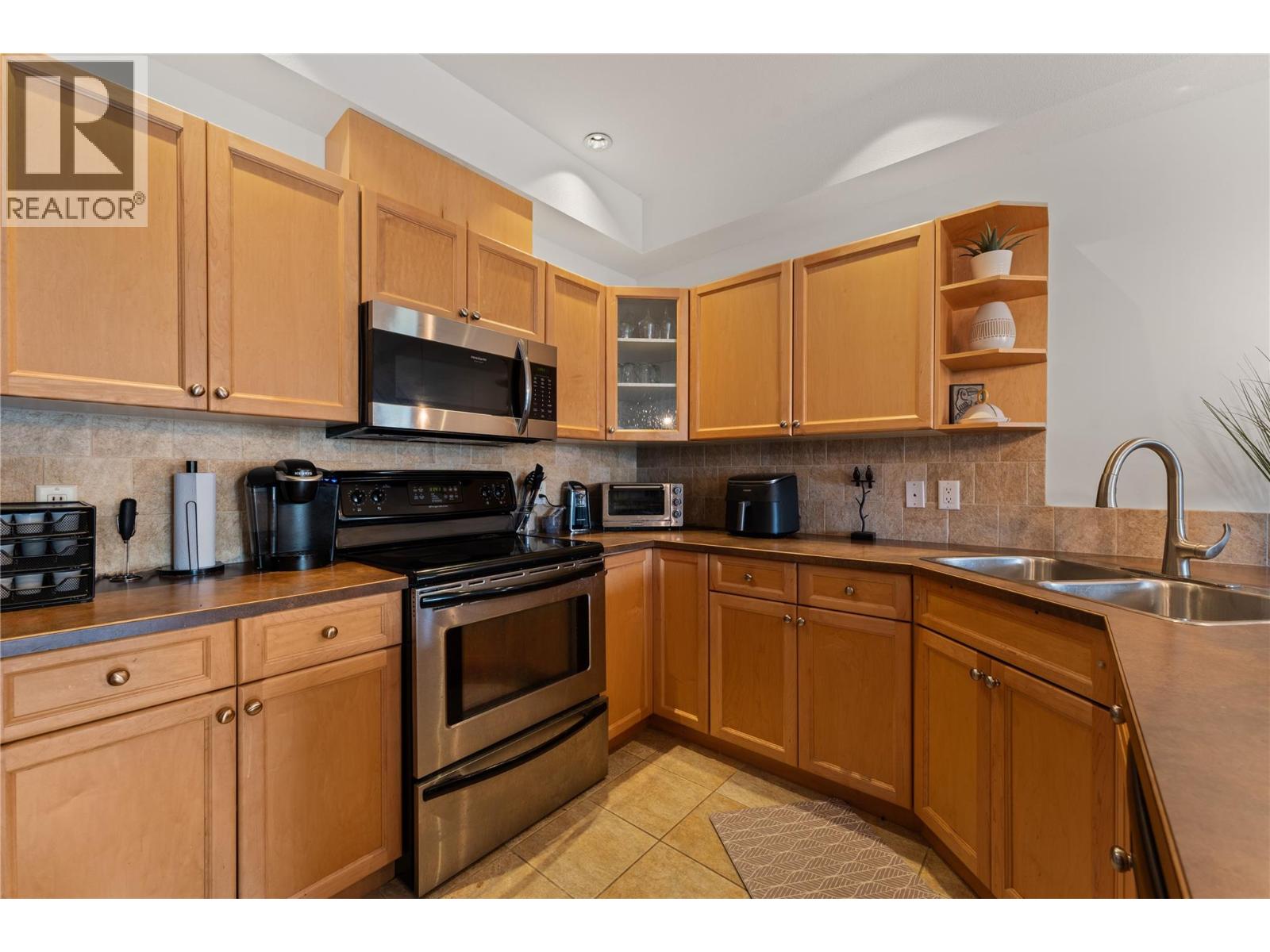 2120 Shannon Ridge Drive Unit# 102, West Kelowna, British Columbia  V4T 2Z3 - Photo 9 - 10374984