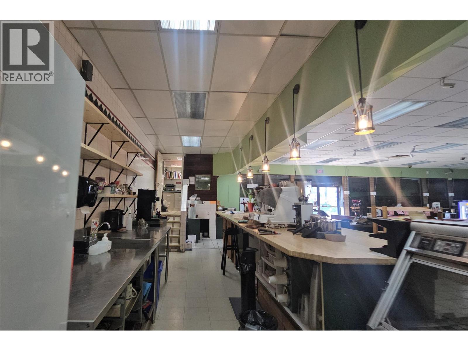 1900 32nd Street, Vernon, British Columbia  V1T 5K8 - Photo 15 - 10375355