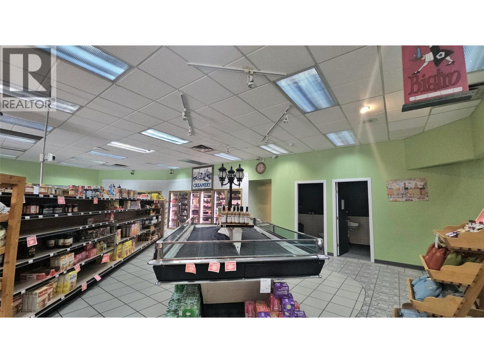 1900 32nd Street, Vernon, British Columbia  V1T 5K8 - Photo 29 - 10375355