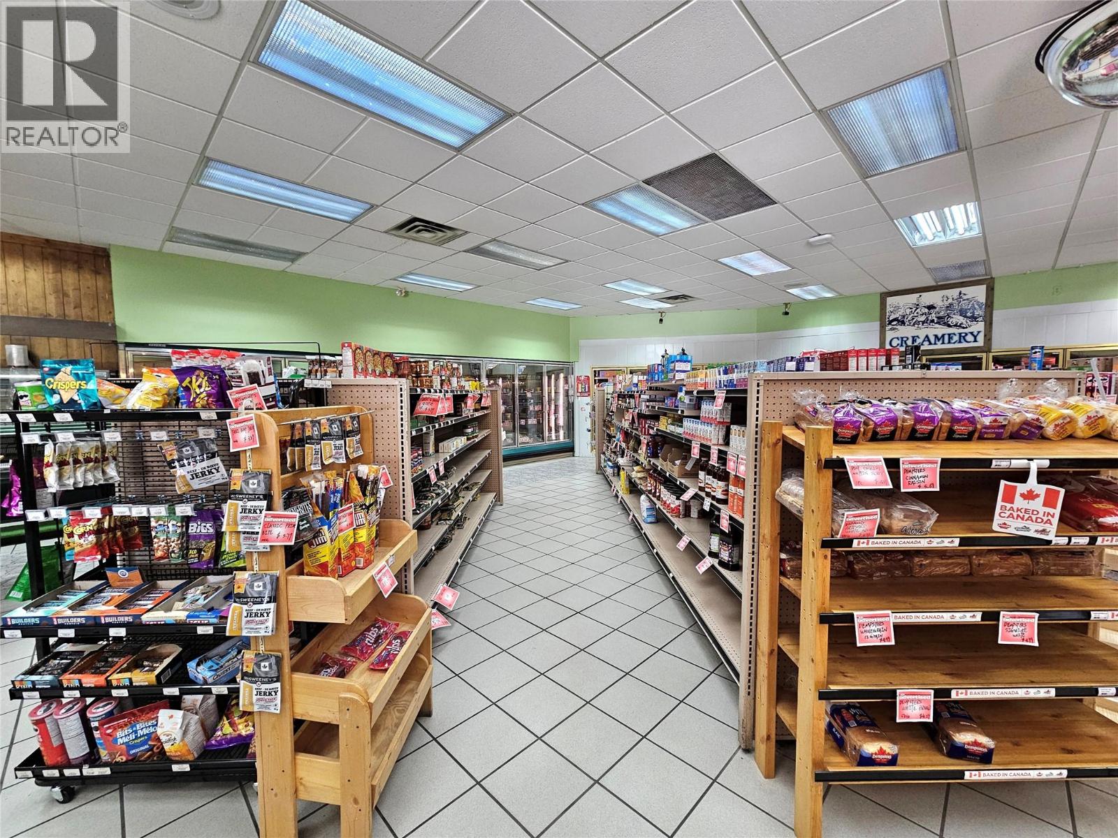 1900 32nd Street, Vernon, British Columbia  V1T 5K8 - Photo 6 - 10375355