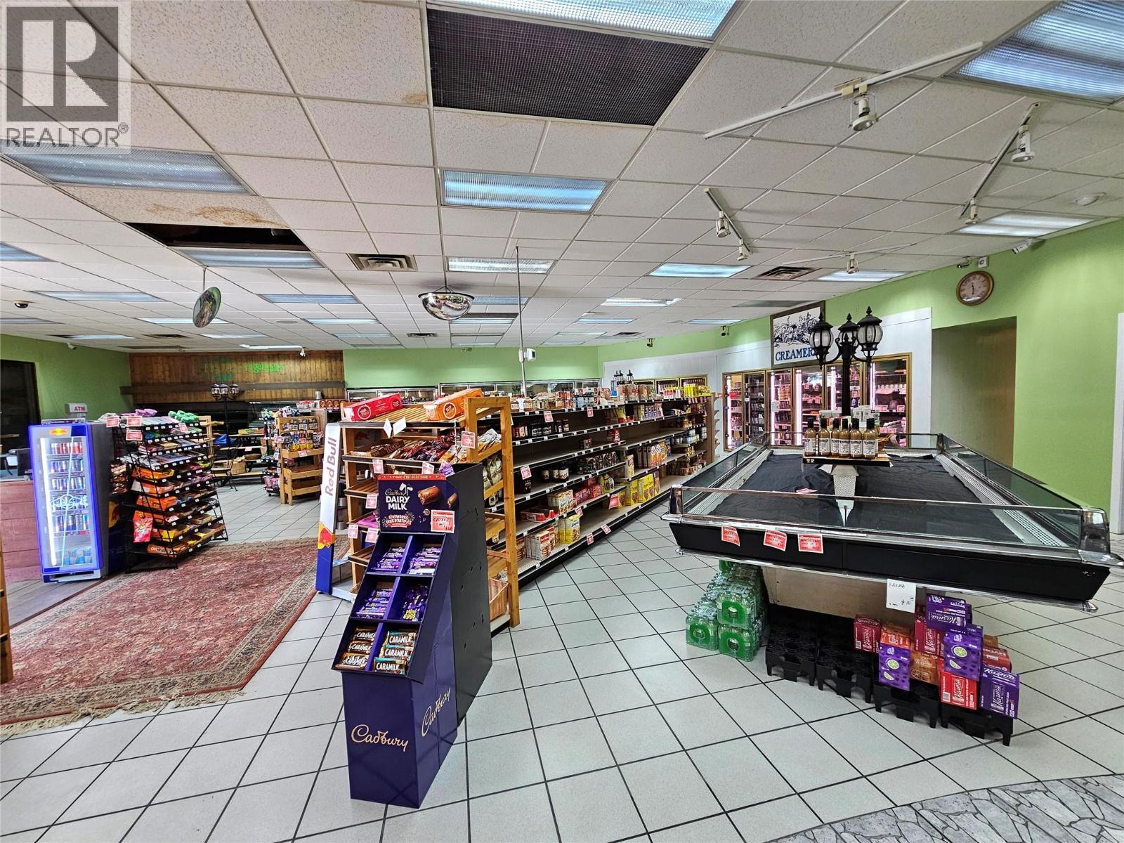 1900 32nd Street, Vernon, British Columbia  V1T 5K8 - Photo 9 - 10375355