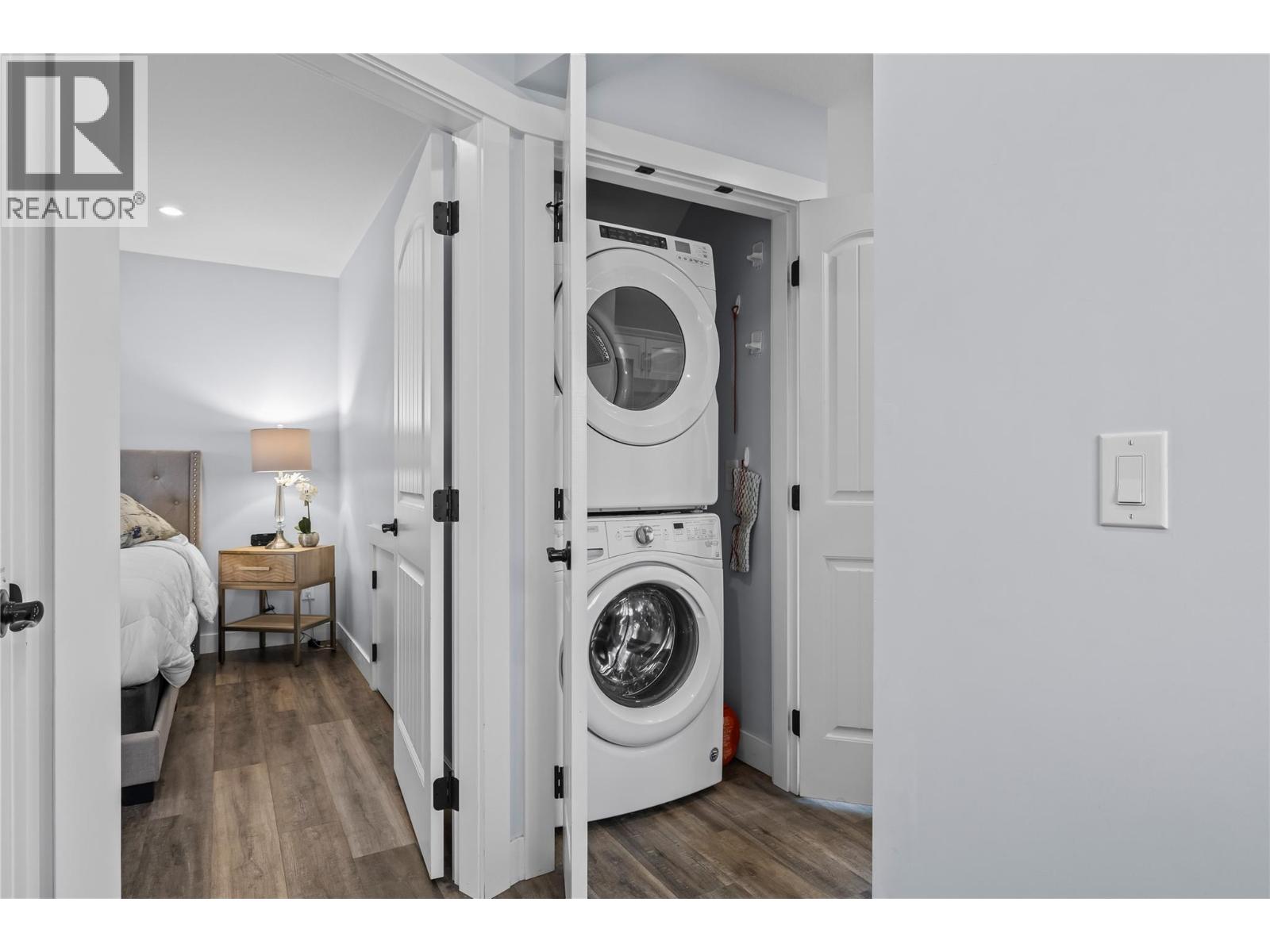 7013 Barcelona Drive Unit# 40, Kelowna, British Columbia  V1Z 3R8 - Photo 35 - 10374343
