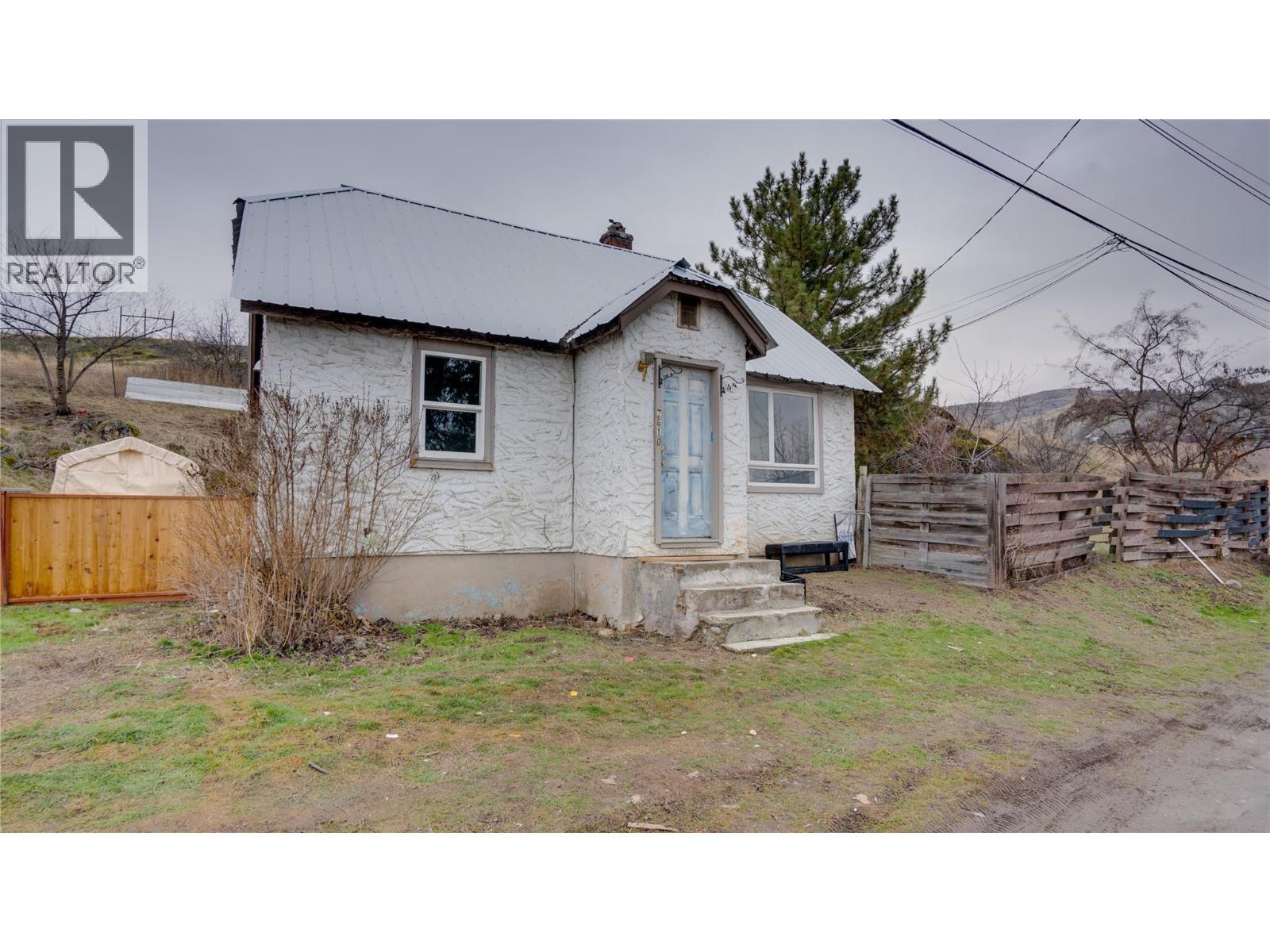 2610 Okeefe Road, Vernon, British Columbia  V1T 7B1 - Photo 2 - 10375121