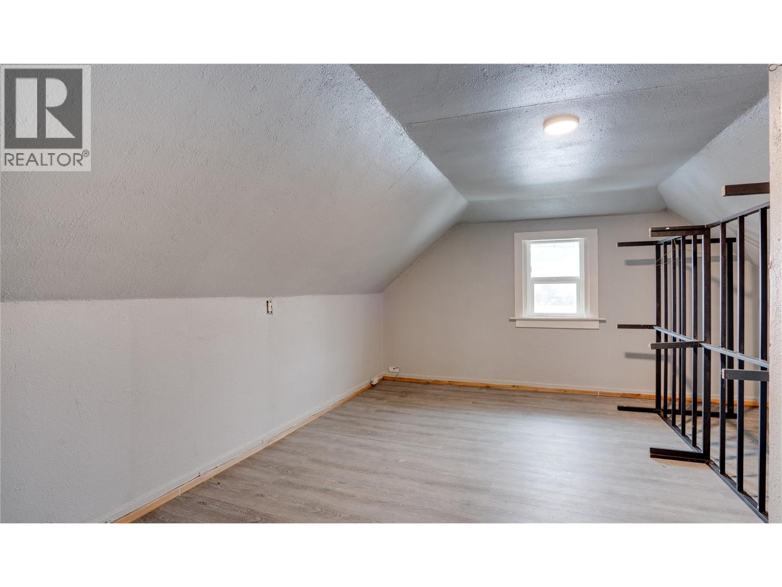2610 Okeefe Road, Vernon, British Columbia  V1T 7B1 - Photo 32 - 10375121