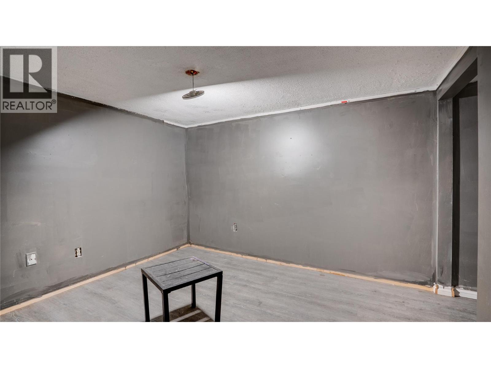 2610 Okeefe Road, Vernon, British Columbia  V1T 7B1 - Photo 37 - 10375121