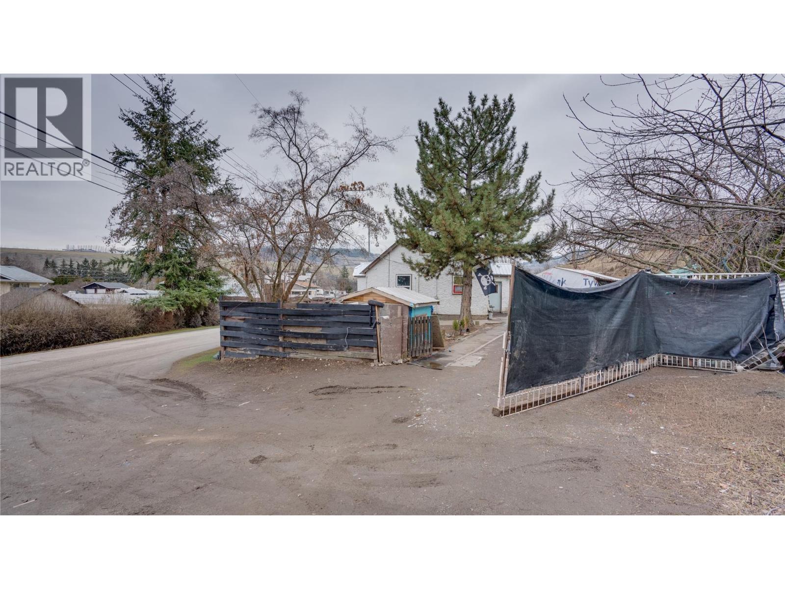 2610 Okeefe Road, Vernon, British Columbia  V1T 7B1 - Photo 6 - 10375121