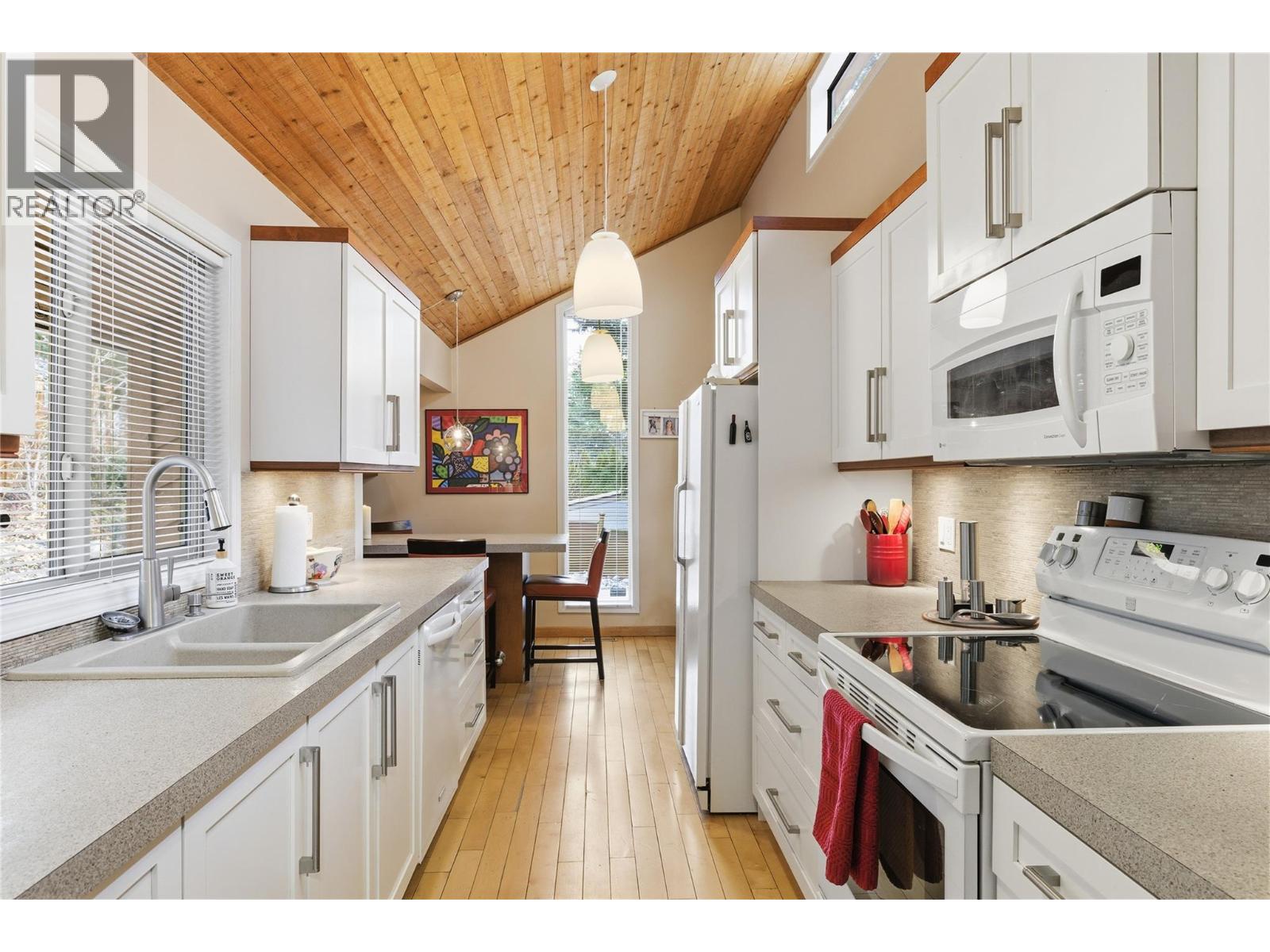 324 Clifton Road N, Kelowna, British Columbia  V1V 1N4 - Photo 15 - 10375192