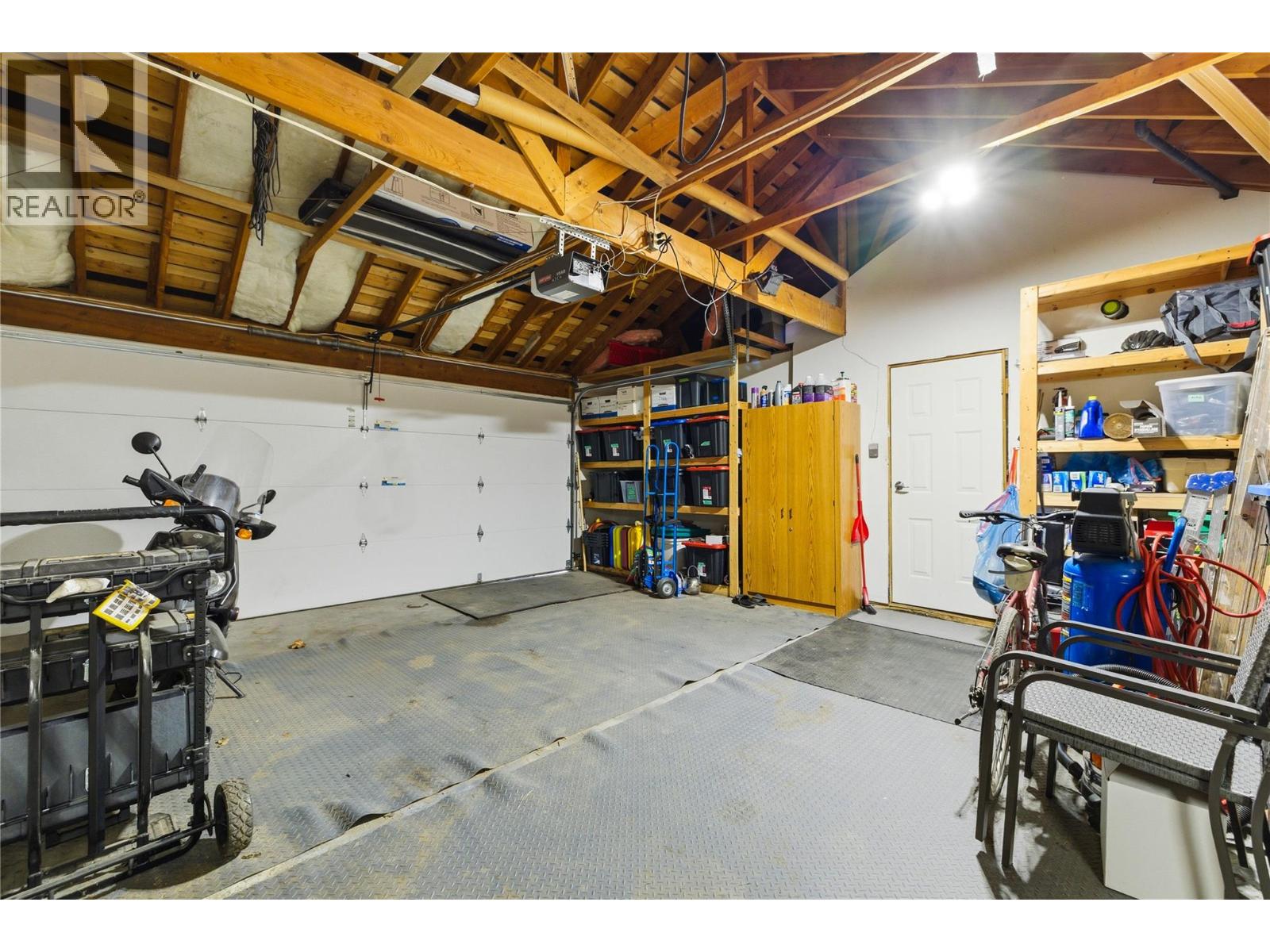324 Clifton Road N, Kelowna, British Columbia  V1V 1N4 - Photo 33 - 10375192