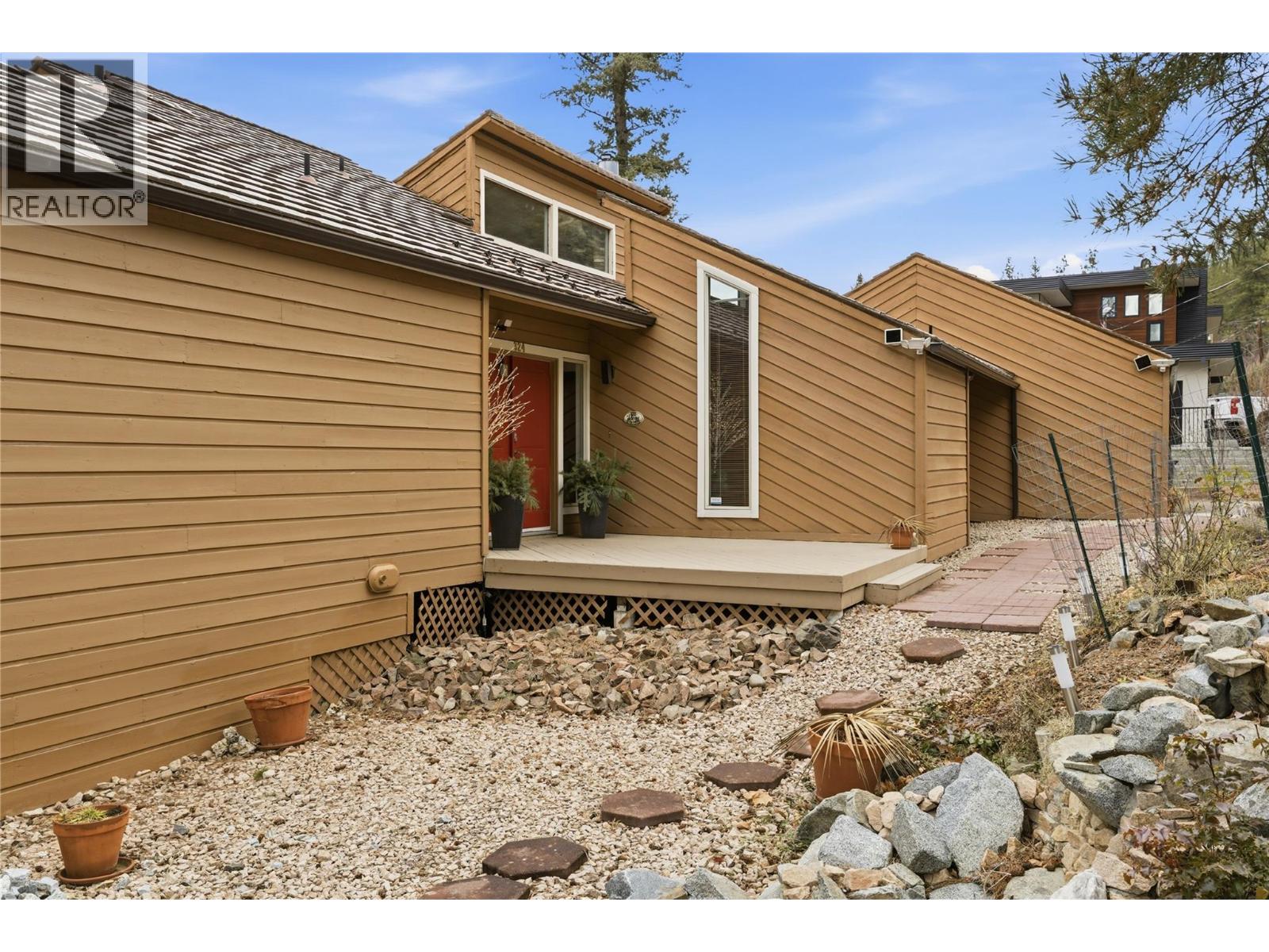 324 Clifton Road N, Kelowna, British Columbia  V1V 1N4 - Photo 37 - 10375192