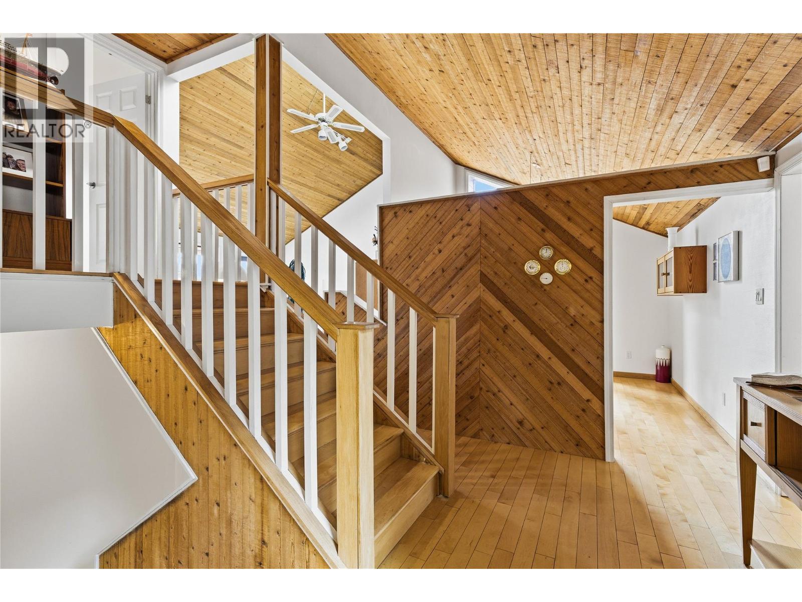 324 Clifton Road N, Kelowna, British Columbia  V1V 1N4 - Photo 4 - 10375192