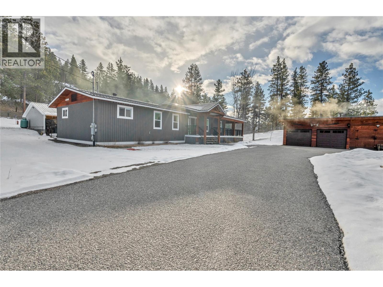451 Princeton Summerland Road, Princeton, British Columbia  V0X 1W0 - Photo 2 - 10372874