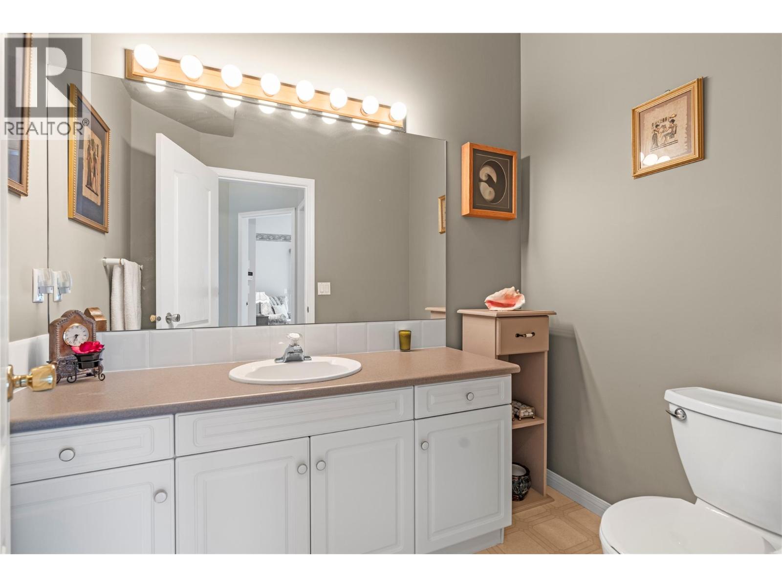 8011 Aquarius Road, Vernon, British Columbia  V1H 1C8 - Photo 31 - 10375079