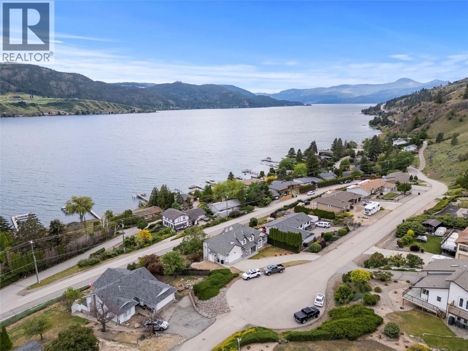 8011 Aquarius Road, Vernon, British Columbia  V1H 1C8 - Photo 6 - 10375079