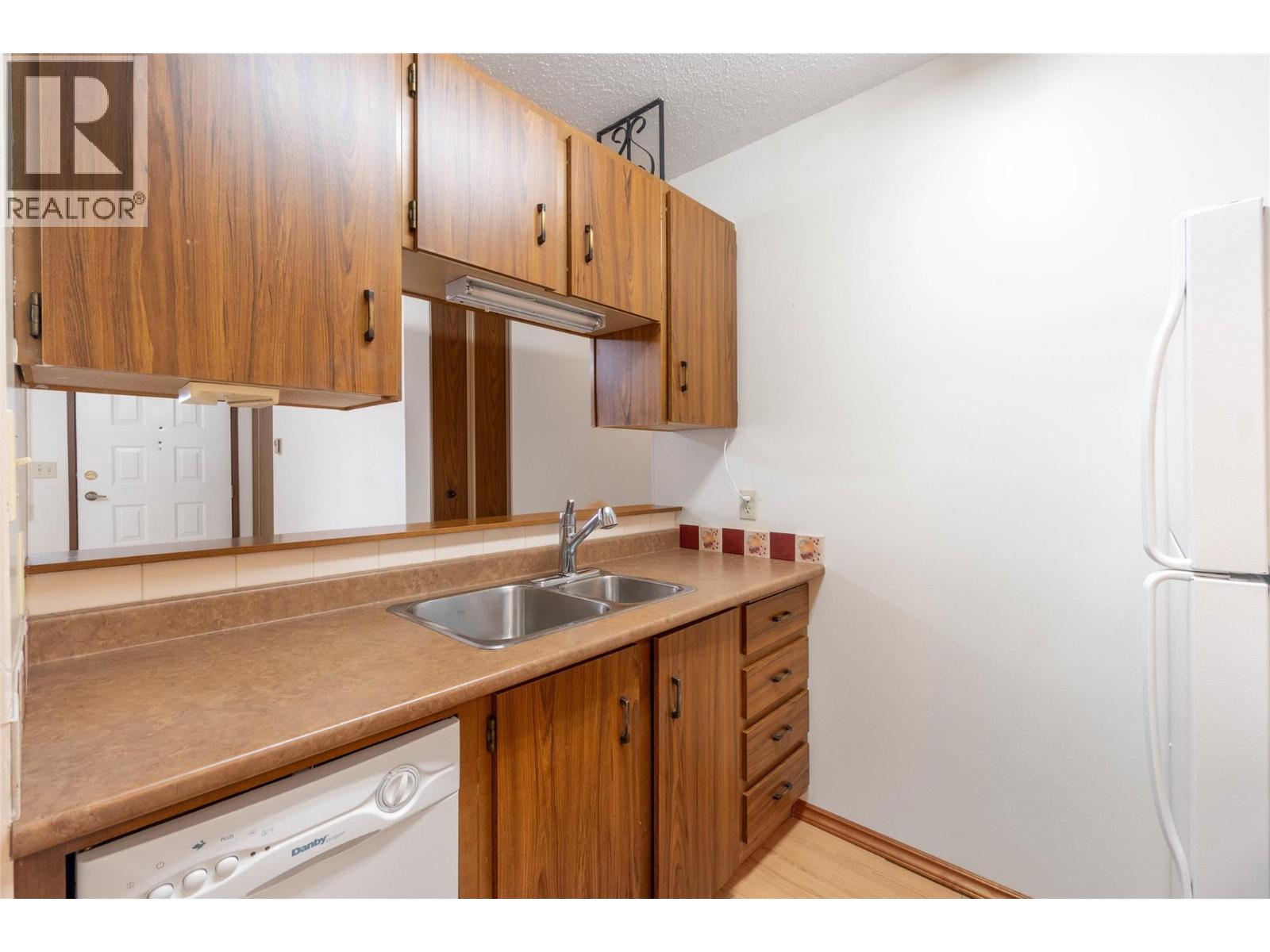 5862 Airport Street Unit# 3, Oliver, British Columbia  V0H 1T0 - Photo 12 - 10375020