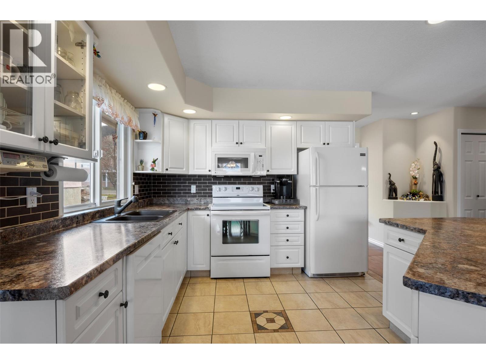 2630 Nechako Drive Unit# 15, Kamloops, British Columbia  V2E 2C9 - Photo 10 - 10374933