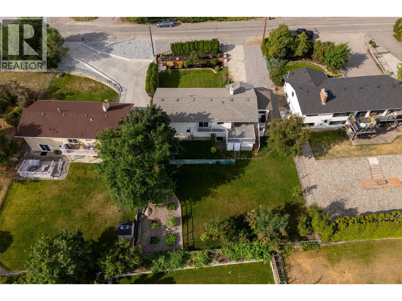 1714 Verdure Road, Kelowna, British Columbia  V1P 1G6 - Photo 38 - 10375399