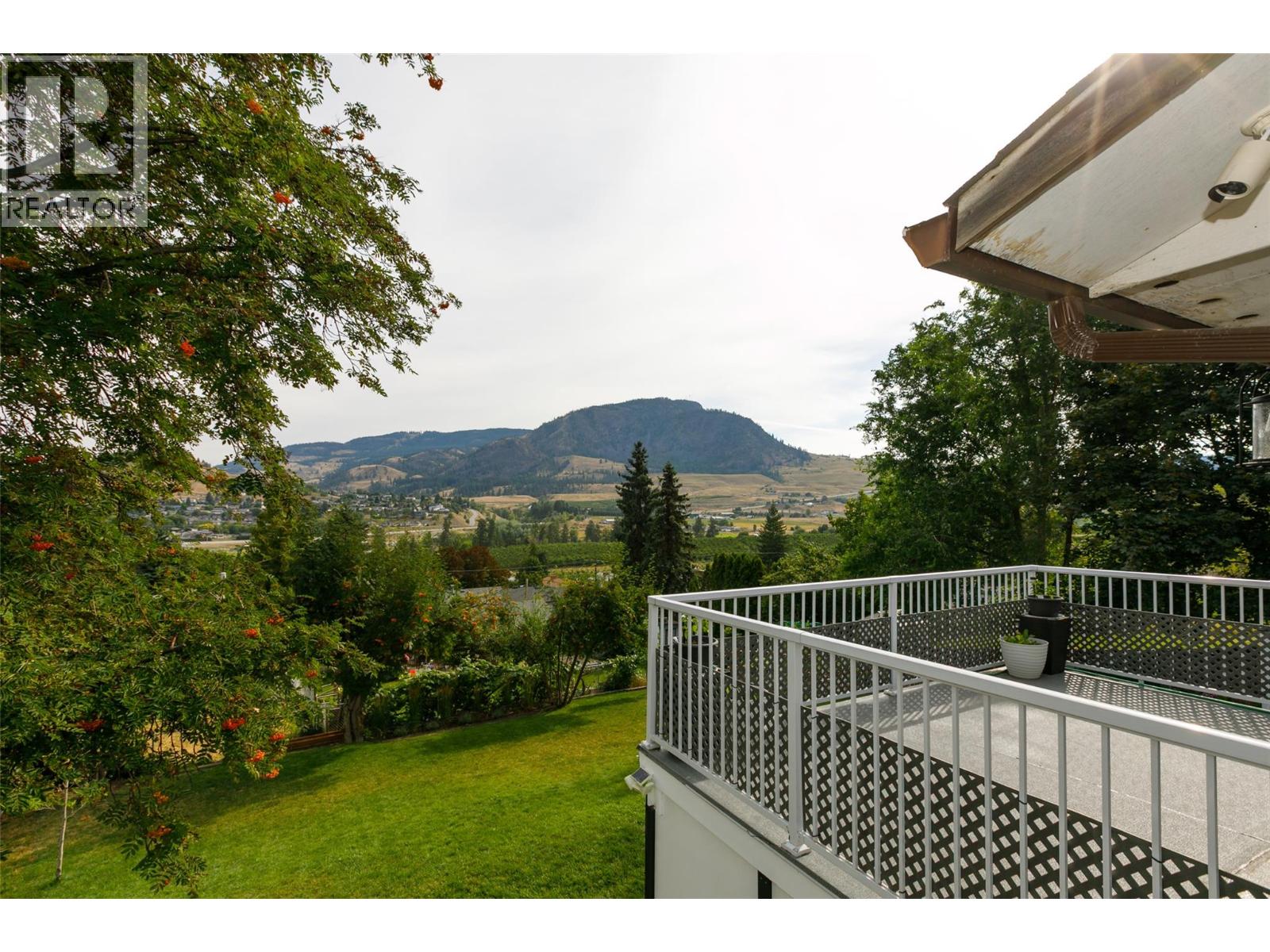 1714 Verdure Road, Kelowna, British Columbia  V1P 1G6 - Photo 7 - 10375399