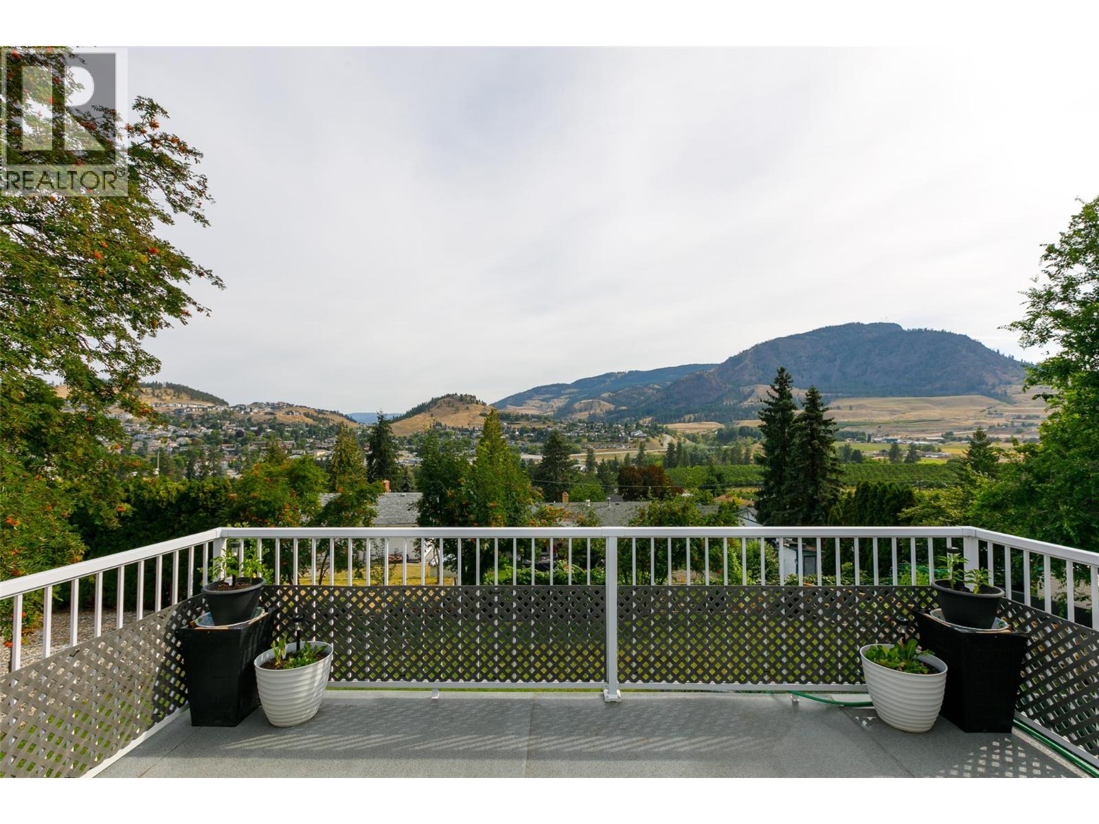 1714 Verdure Road, Kelowna, British Columbia  V1P 1G6 - Photo 8 - 10375399