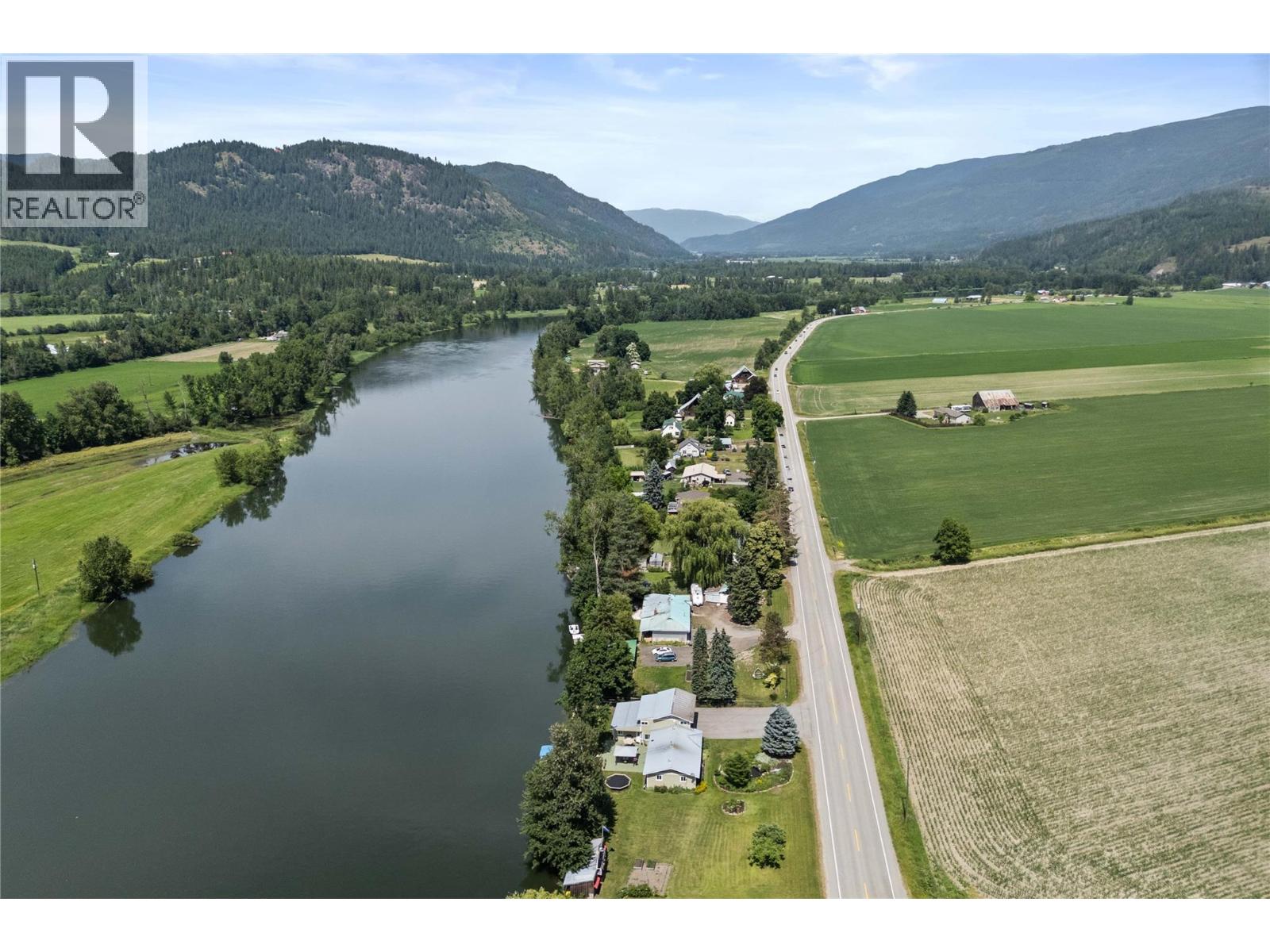 7088 97a Highway, Grindrod, British Columbia  V0E 1Y0 - Photo 9 - 10375344